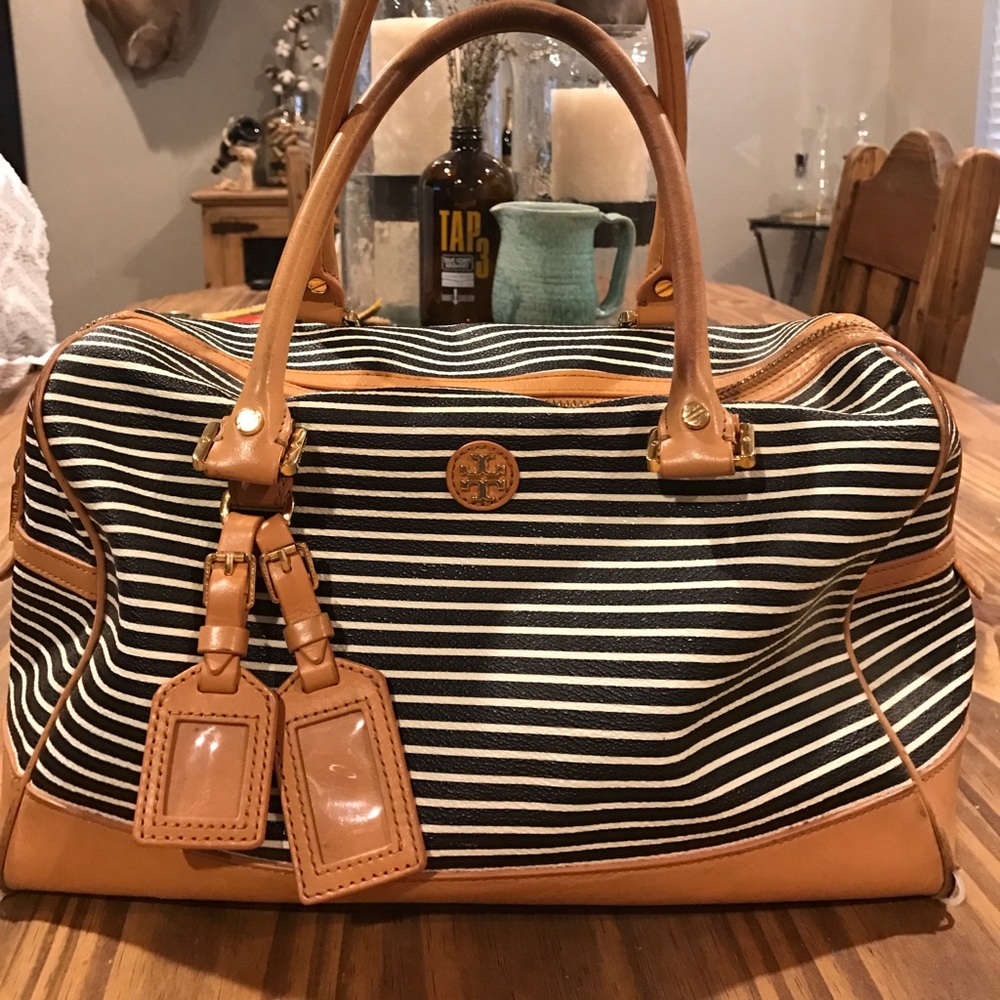 Very loved Tory Burch bag